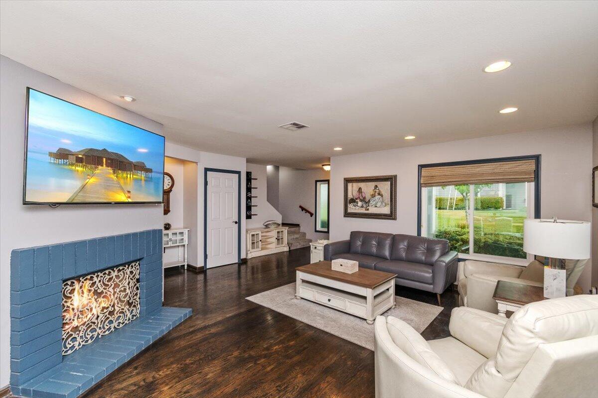 24121 High Knob Road, Unit B Diamond Bar, CA 91765 - Photo 3 of 30 High Knob Living