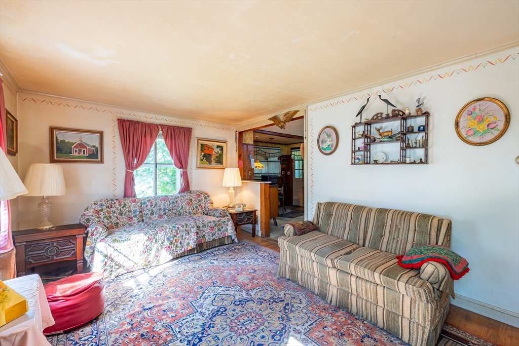 30 MacDonald Street Boston, MA 02136 - Photo 3 of 39