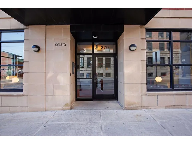$184,500 | 270 4th Street East, Unit 203, St. Paul, MN 55101