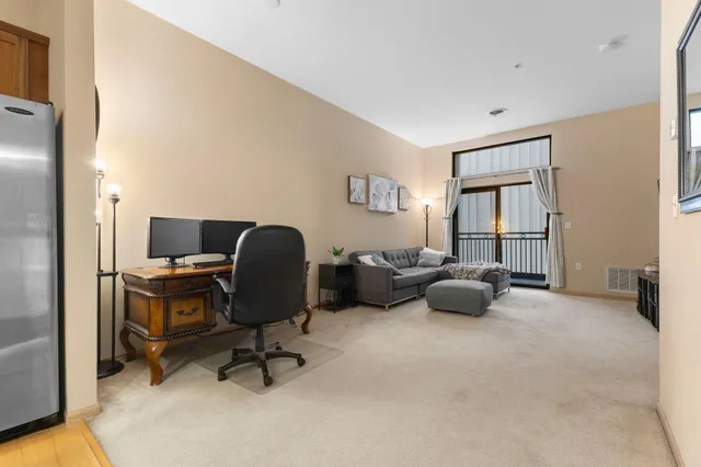 $184,500 | 270 4th Street East, Unit 203, St. Paul, MN 55101