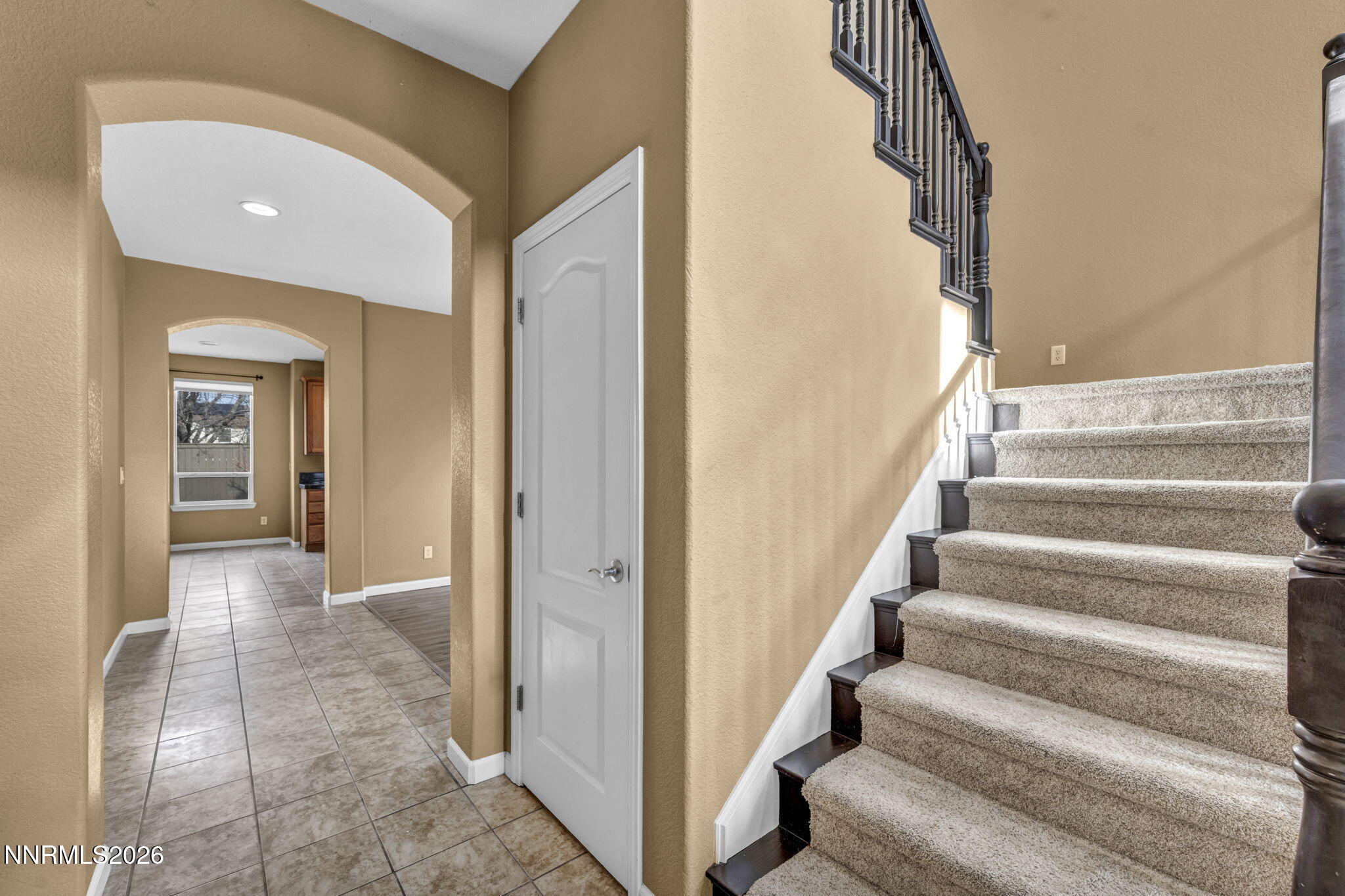 475 Parade Drive Reno, NV 89521 - Photo 55 of 113 a view of entryway and hall with wooden floor