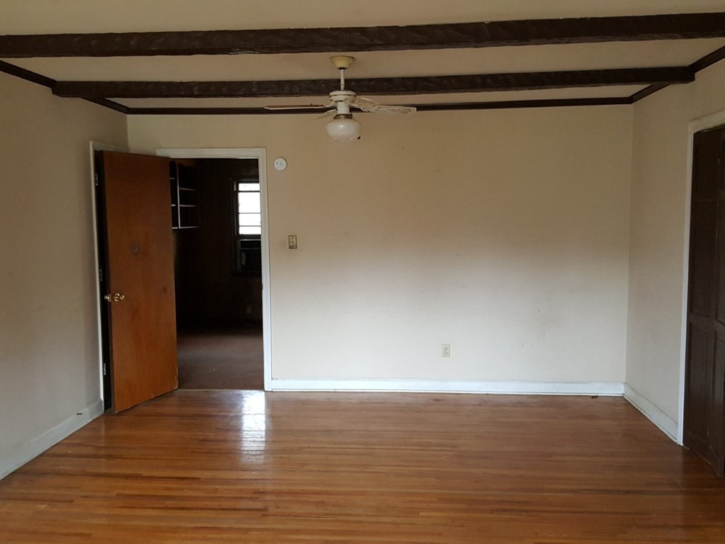 115 Deason Street McCormick, SC 29835 - Photo 2 of 22