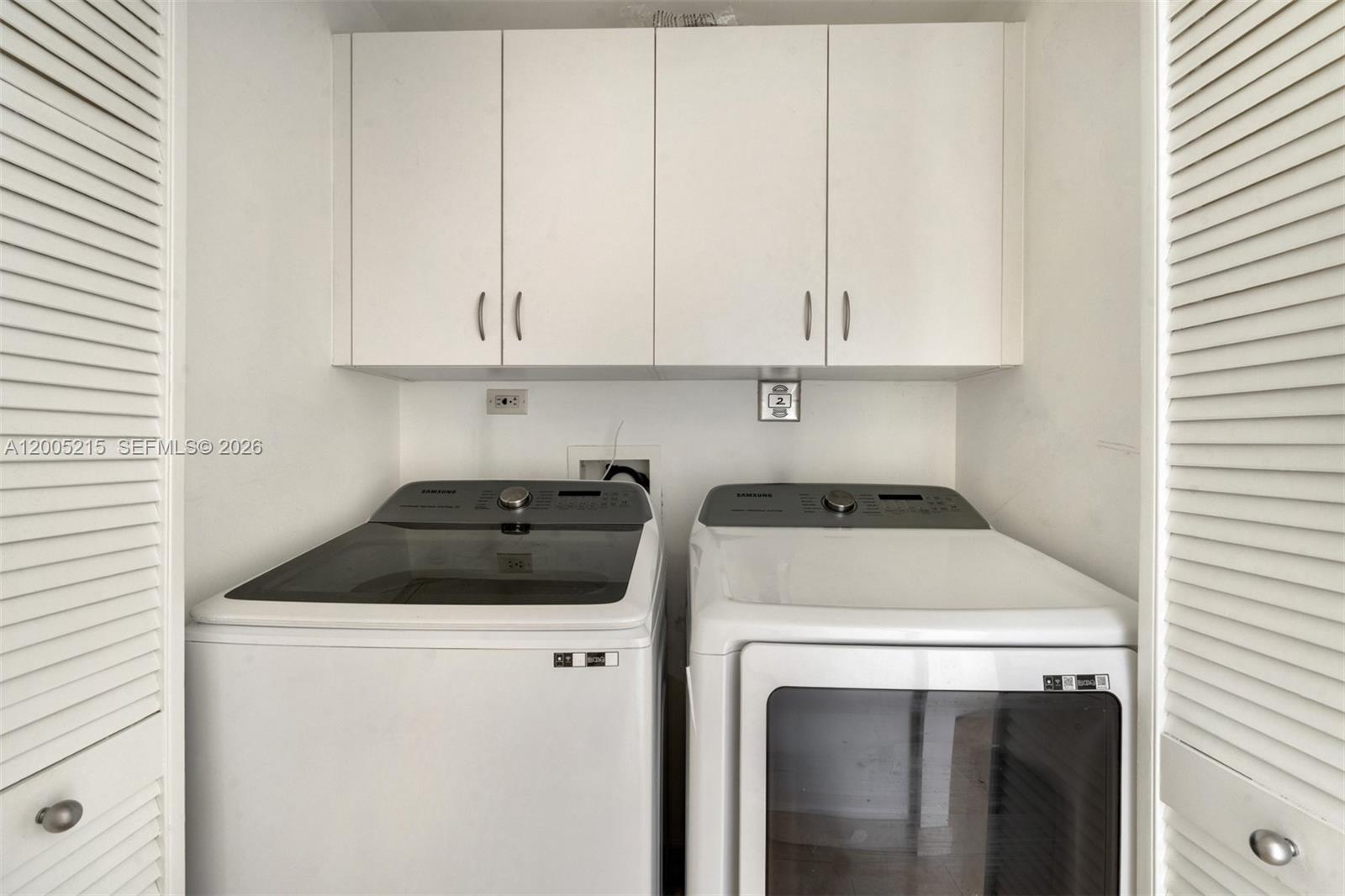 801 Brickell Key Boulevard, Unit 1503 Miami, FL 33131 - Photo 15 of 18