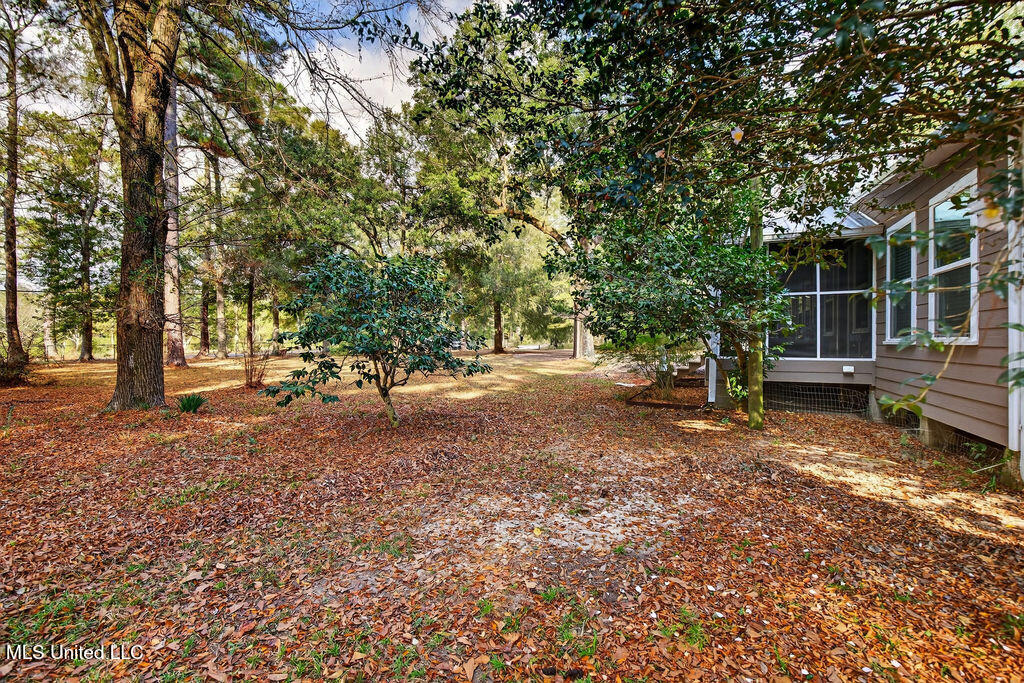 16214 Shaw Road Gulfport, MS 39503 - Photo 11 of 56 16214ShawRd-5