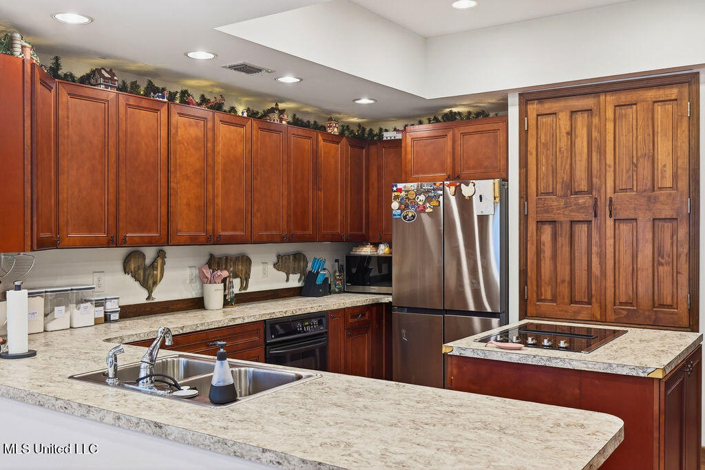 16214 Shaw Road Gulfport, MS 39503 - Photo 27 of 56 16214ShawRd-24