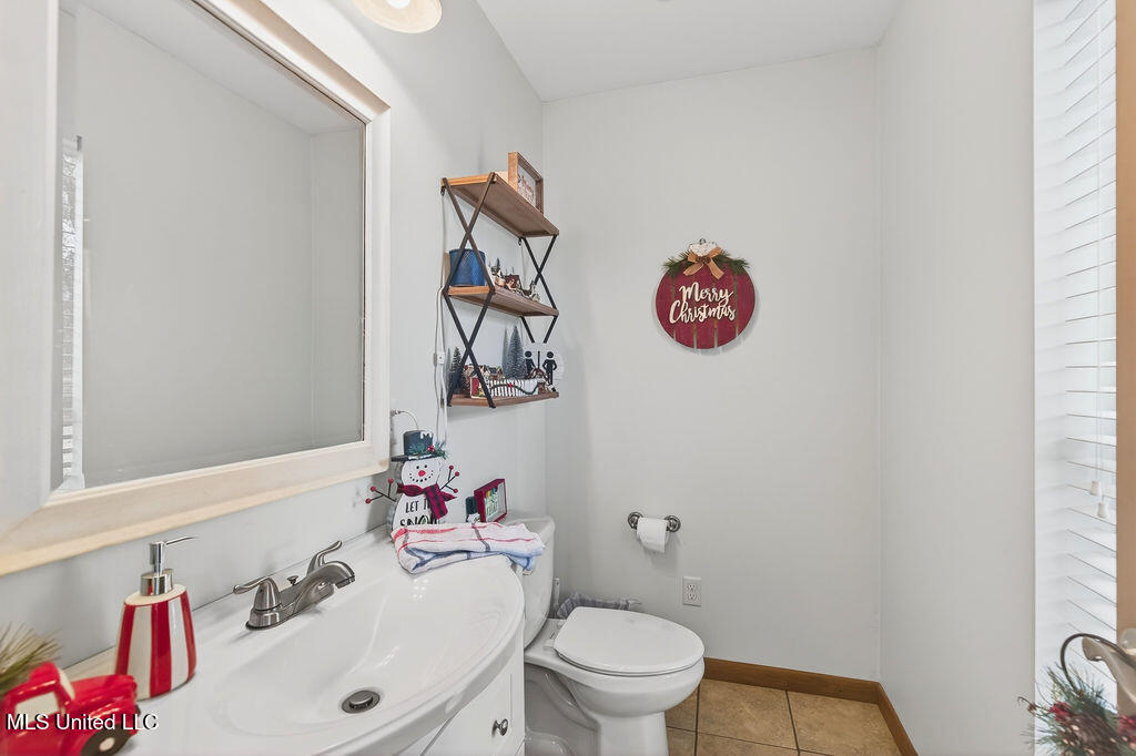 16214 Shaw Road Gulfport, MS 39503 - Photo 48 of 56 16214ShawRd-48