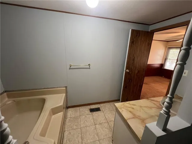 $84,999 | 1407 South Lincoln Street, La Harpe, KS 66751