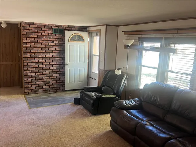 $84,999 | 1407 South Lincoln Street, La Harpe, KS 66751