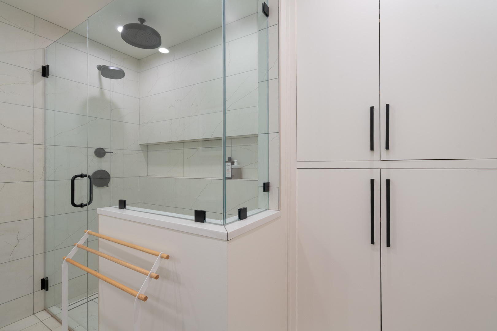 520 West Huron Street, Unit 211 Chicago, IL 60654 - Photo 13 of 26