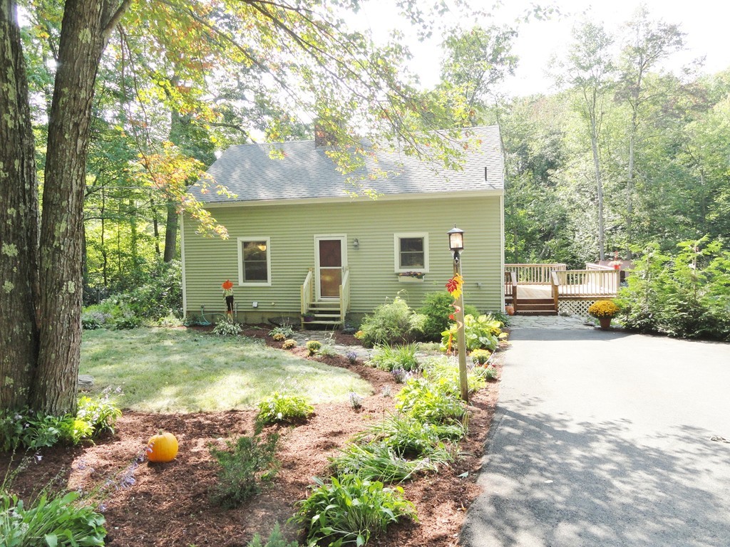 64 Brigham Road Paxton, MA 01612 - Photo 1 of 28 Gallery Image 1