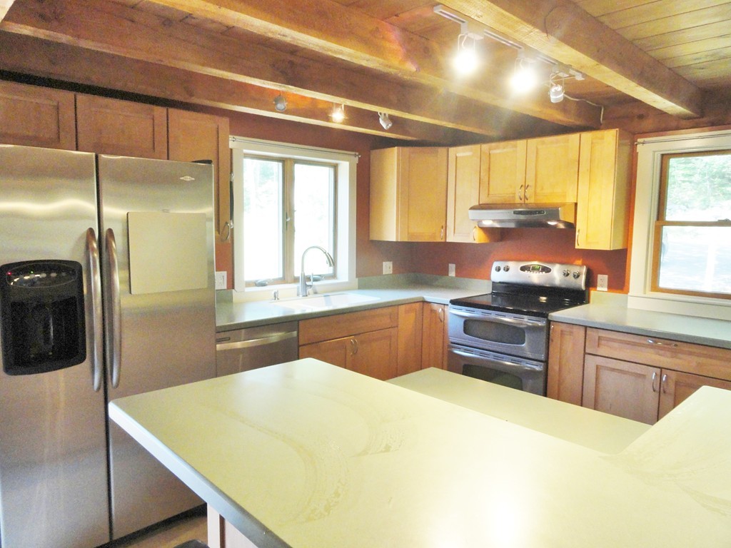 64 Brigham Road Paxton, MA 01612 - Photo 7 of 28 Gallery Image 7