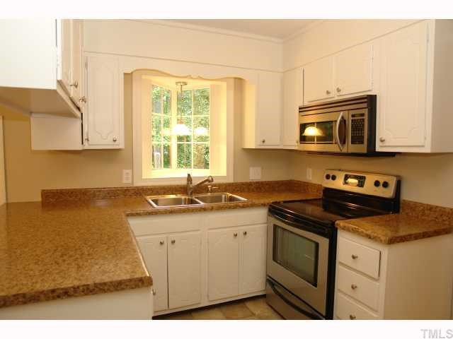 4713 Terry Street Raleigh, NC 27609 - Photo 4 of 12 Photo 4