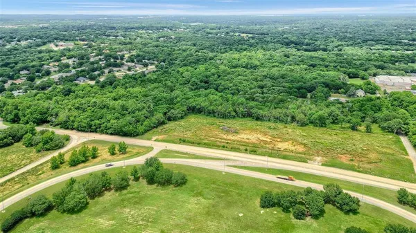 $550,000 | 1401 Flowers Drive, Denison, TX 75020