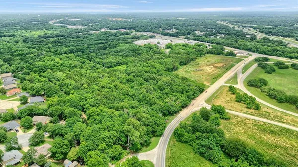 $550,000 | 1401 Flowers Drive, Denison, TX 75020