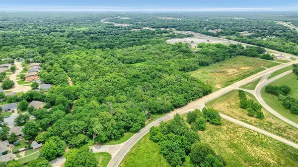 $550,000 | 1401 Flowers Drive, Denison, TX 75020