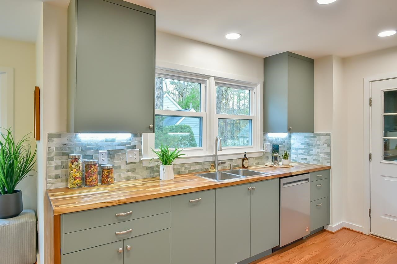 107 Lorilane Drive Carrboro, NC 27510 - Photo 5 of 20 Photo 5