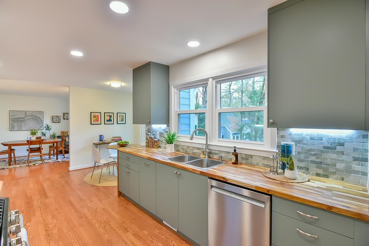 107 Lorilane Drive Carrboro, NC 27510 - Photo 6 of 20 Photo 6