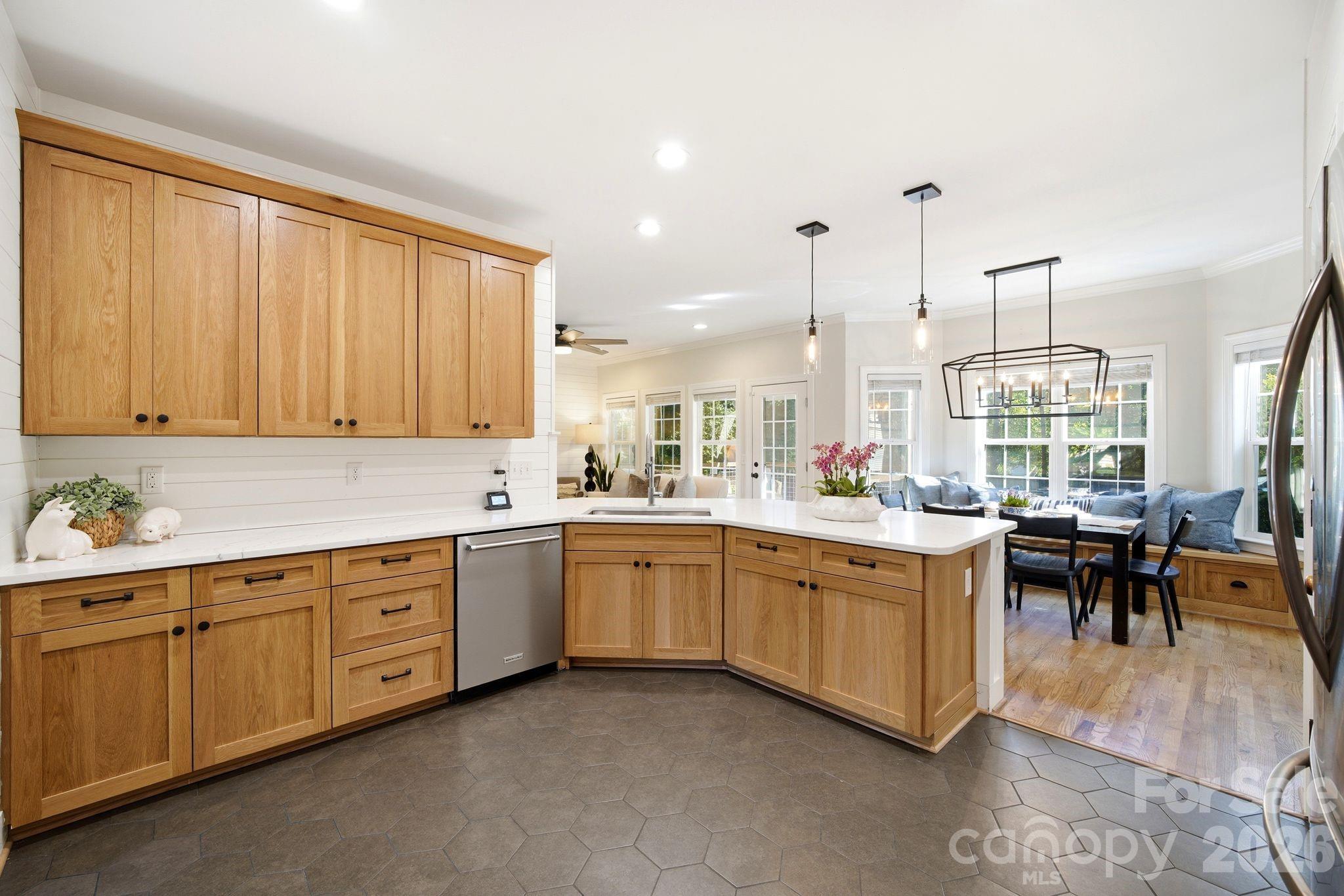 122 Friendfield Drive Fort Mill, SC 29715 - Photo 11 of 44