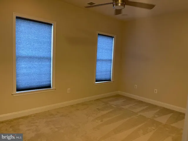 $3,749 | 22573 Willington Square, Ashburn, VA 20148