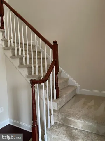 $3,749 | 22573 Willington Square, Ashburn, VA 20148