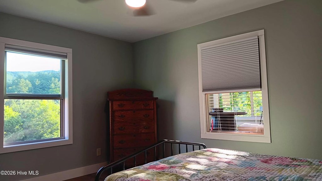 175 Pin Oak Ridge Murphy, NC 28906 - Photo 11 of 32