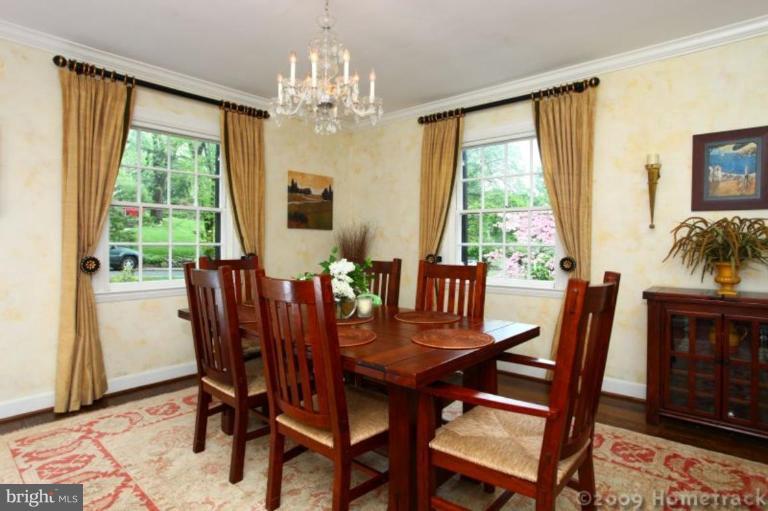 213 Tunbridge Road Baltimore, MD 21212 - Photo 4 of 24 a view of a dining room with furniture window and outside view