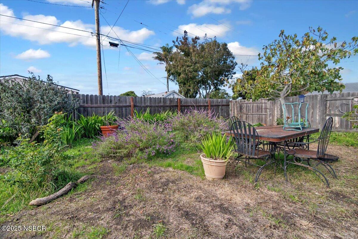 335 South F Street Lompoc, CA 93436 - Photo 35 of 44 a view of a bench in patio