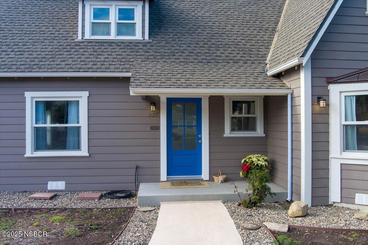 335 South F Street Lompoc, CA 93436 - Photo 4 of 44 a front view of a house