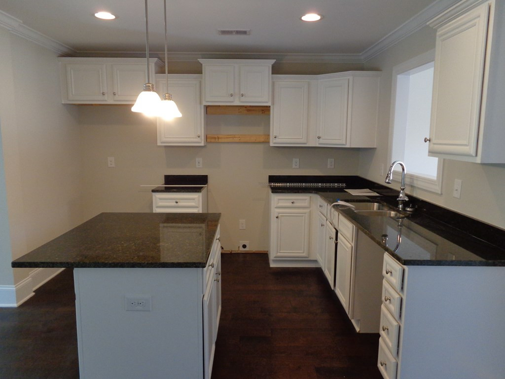 3004 Daufaskie Road, Unit 61) Sumter, SC 29150 - Photo 3 of 17 Gallery Image 3