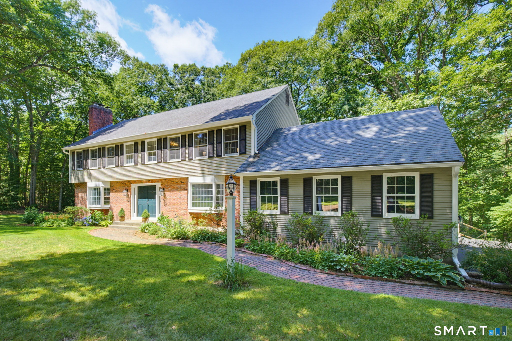 212 Cold Spring Road Avon, CT 06001 - Photo 2 of 39