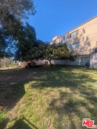 $790,000 | 427 East Hardy Street, Inglewood, CA 90301