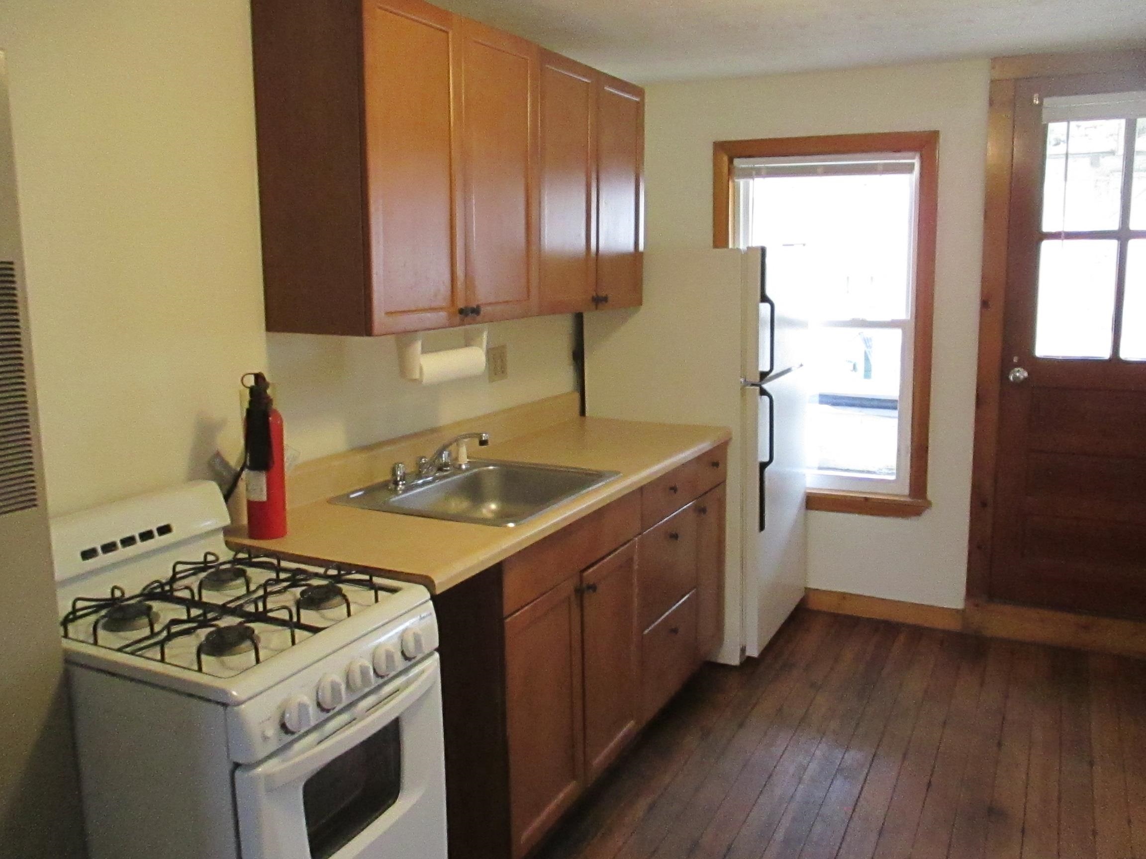 130 Roxbury Street, Unit 3 Keene, NH 03431 - Photo 2 of 9