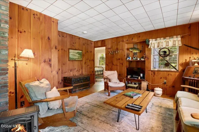 $1,499,900 | 81 Hanneford Road, Queensbury, NY 12804