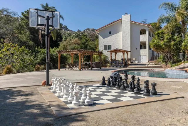 $1,399,000 | 1530 Windsong Lane, Escondido, CA 92026