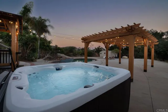 $1,399,000 | 1530 Windsong Lane, Escondido, CA 92026