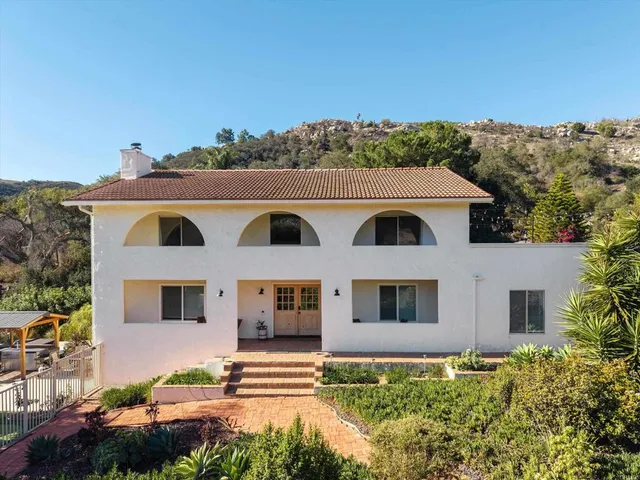 $1,399,000 | 1530 Windsong Lane, Escondido, CA 92026