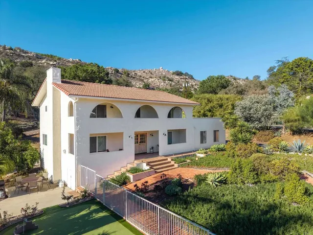 $1,399,000 | 1530 Windsong Lane, Escondido, CA 92026
