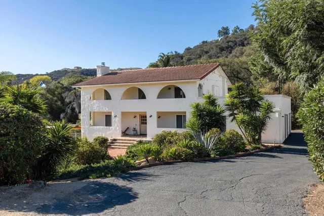$1,399,000 | 1530 Windsong Lane, Escondido, CA 92026