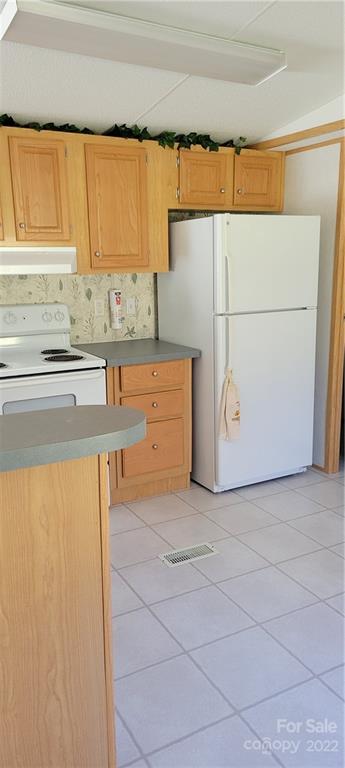 253 Bo Cove Road Cullowhee, NC 28723 - Photo 9 of 12 Gallery Image 9