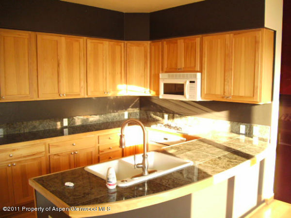 52 Cerise Ranch Road Carbondale, CO 81623 - Photo 7 of 23 Kitchen