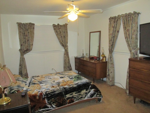 3812 Pinecrest Road Rockford, IL 61107 - Photo 13 of 22 Gallery Image 13