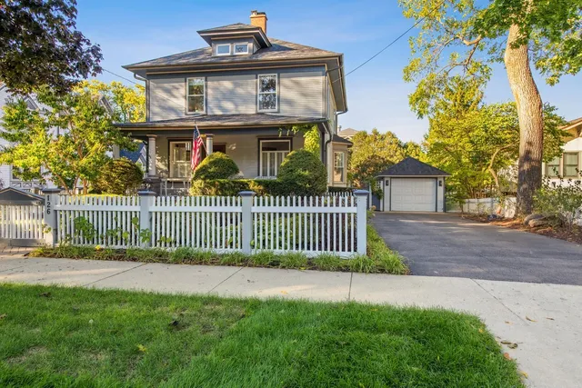 a house view with a garden