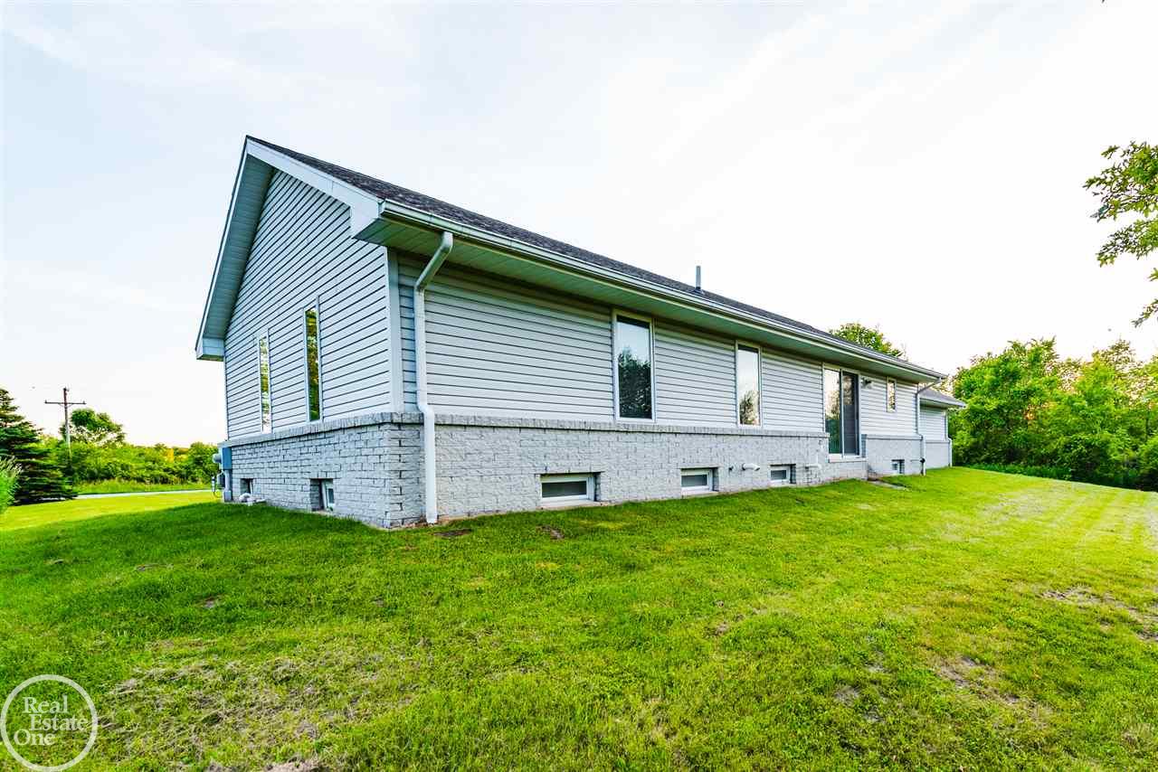 7224 Comstock Road Jeddo, MI 48032 - Photo 10 of 45