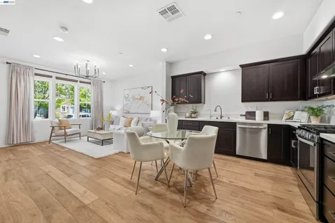 $1,130,000 | 8556 Seawind Way, Newark, CA 94560