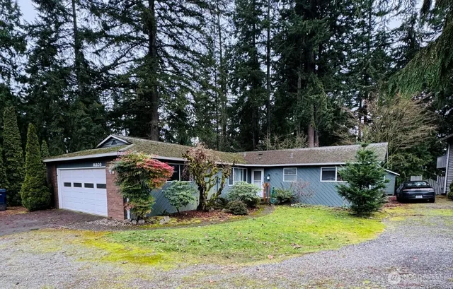 $3,295 | 16930 North Road, Bothell, WA 98012