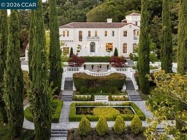 $8,950,000 | 8 Camino Lenada, Orinda, CA 94563