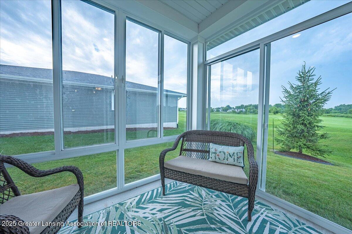 3961 Mustang Road East Lansing, MI 48823 - Photo 17 of 37 19-DSC06920-HDR