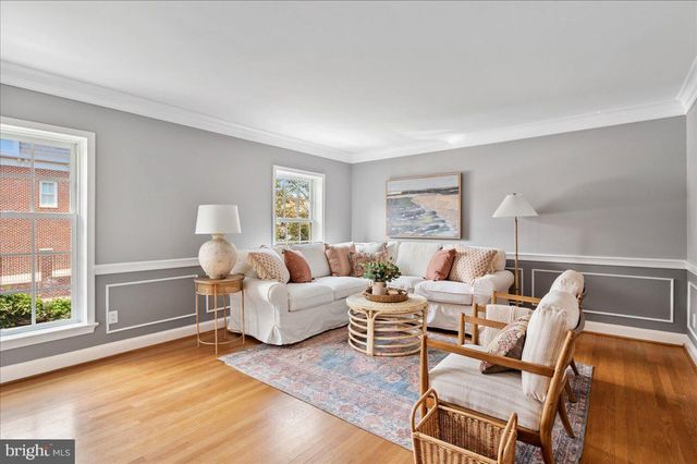 $1,480,000 | 123 Cameron Mews, Alexandria, VA 22314