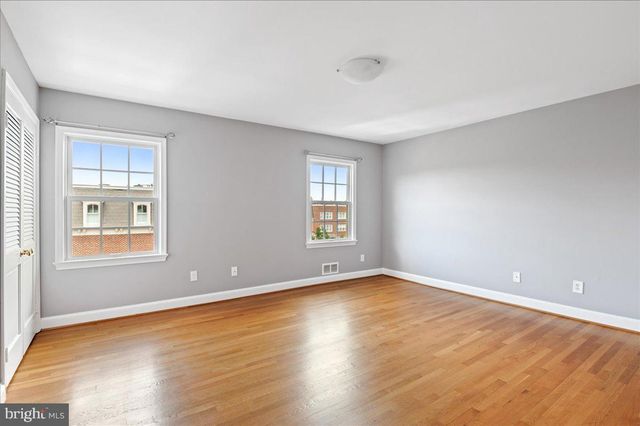 $1,480,000 | 123 Cameron Mews, Alexandria, VA 22314