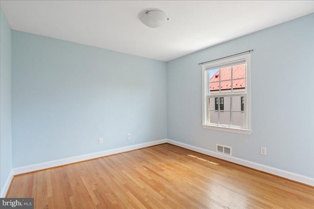 $1,480,000 | 123 Cameron Mews, Alexandria, VA 22314